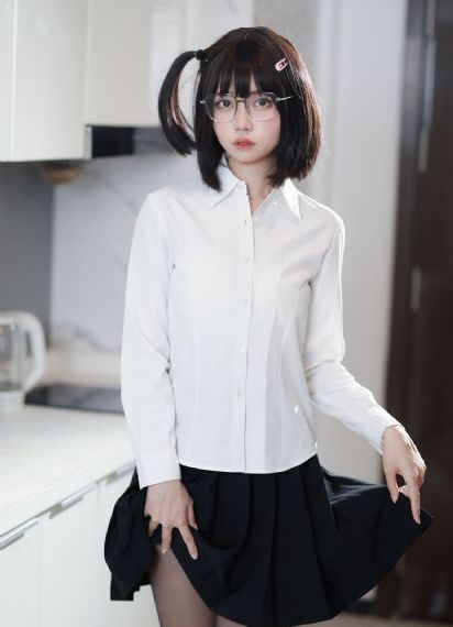《警中英雄》全集观看_蓝光日韩电影在线
