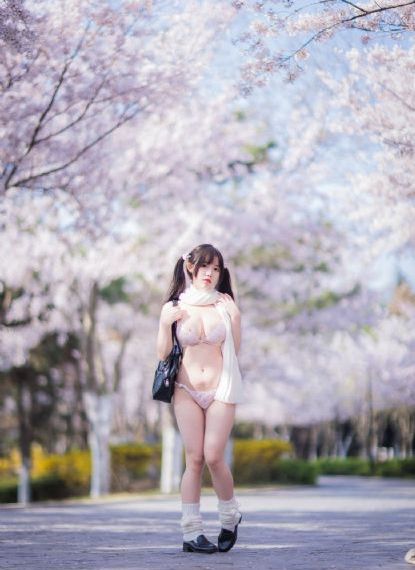 战狼3四大美女_有字幕完整版